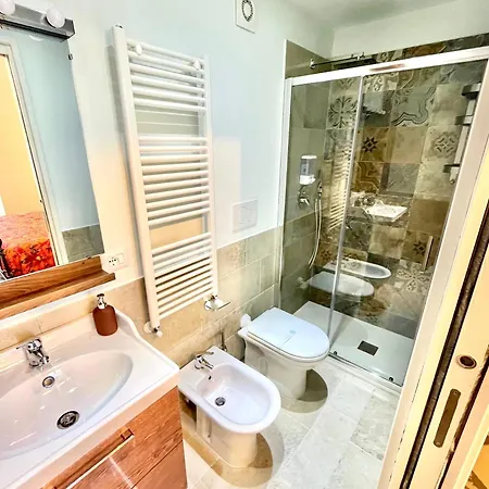 Mar Di Levante Living شقة *