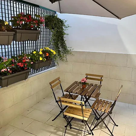 Mar Di Levante Living * バーリ