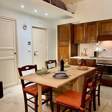 Mar Di Levante Living *