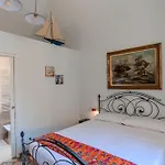 Mar Di Levante Living شقة *