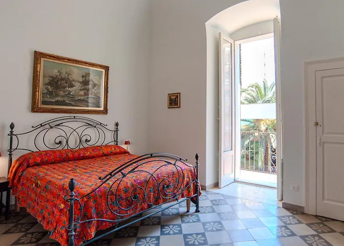 Mar Di Levante Living